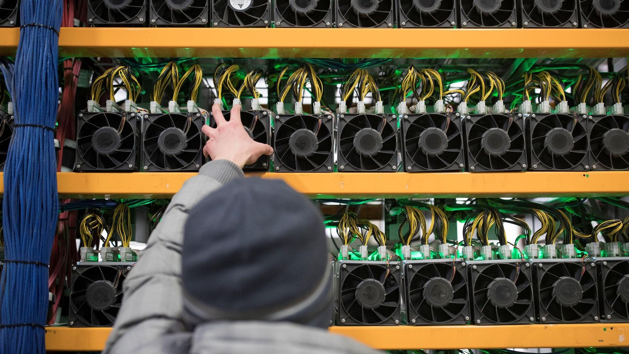 Kazakistan Bitcoin Madenciliğine Yeni Kural Getiriyor