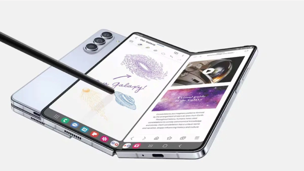 Galaxy Z Flip7'nin pili büyüyor; Galaxy Z Fold7 yerinde sayıyor