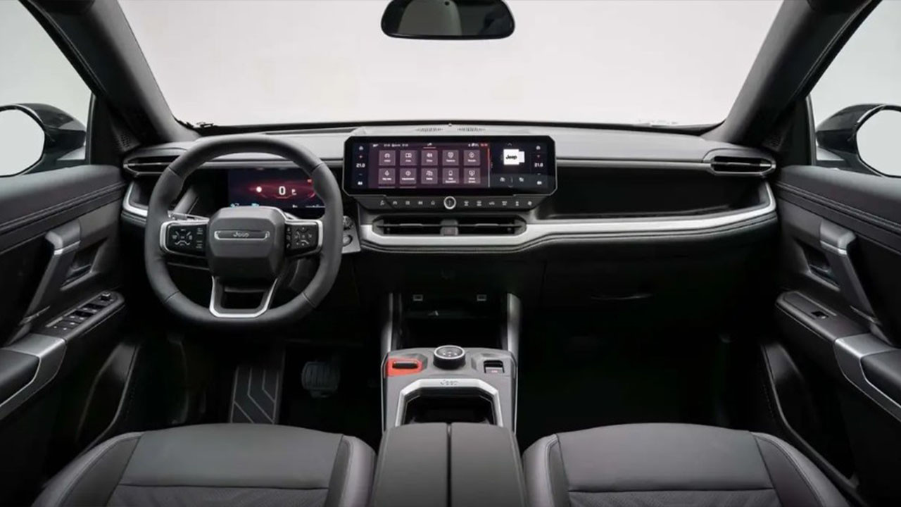 Jeep Compass yepyeni yüzüyle sahneye çıktı: Elektrikli ve hibrit seçeneklerle geliyor