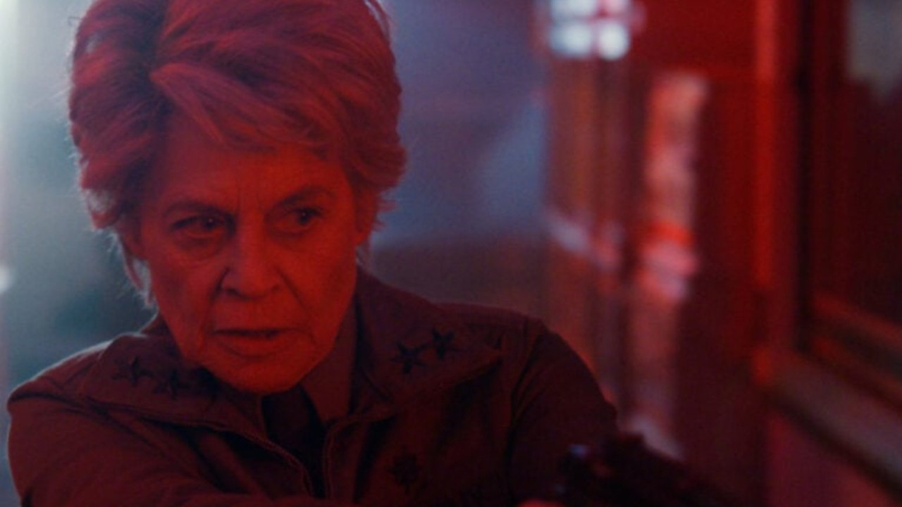 Linda Hamilton, Stranger Things teklifiyle emeklilikten vazgeçti