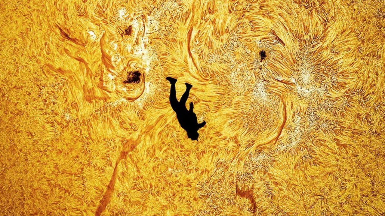 Güneş'in önünden düşen adam: Tarihi fotoğraf nasıl çekildi?