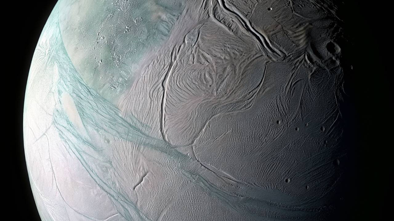 Satürn’ün gizli okyanusu: Enceladus’ta yaşam arayışında yeni dönem