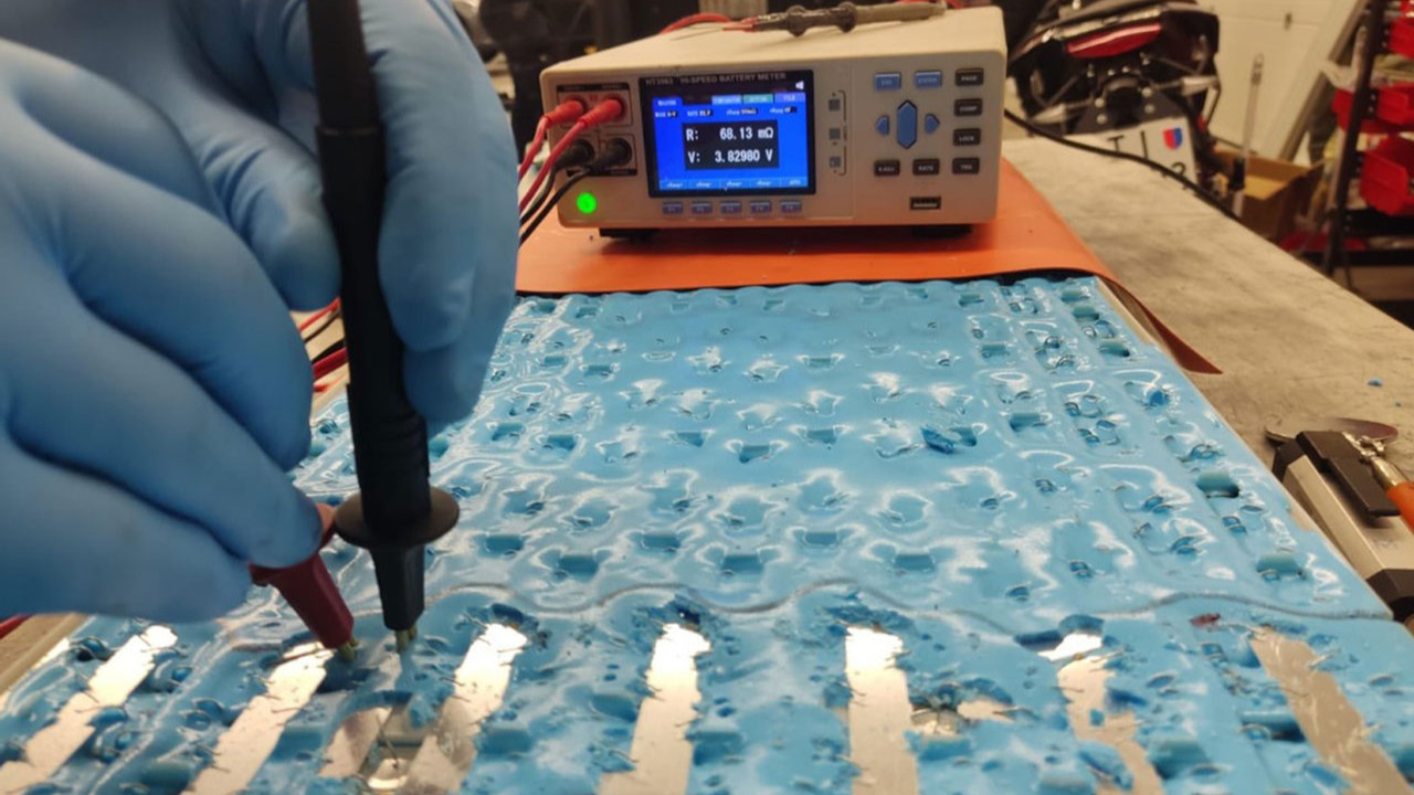 Tesla’da LG batarya alarmı: “Felaket seviyesinde arızalar”