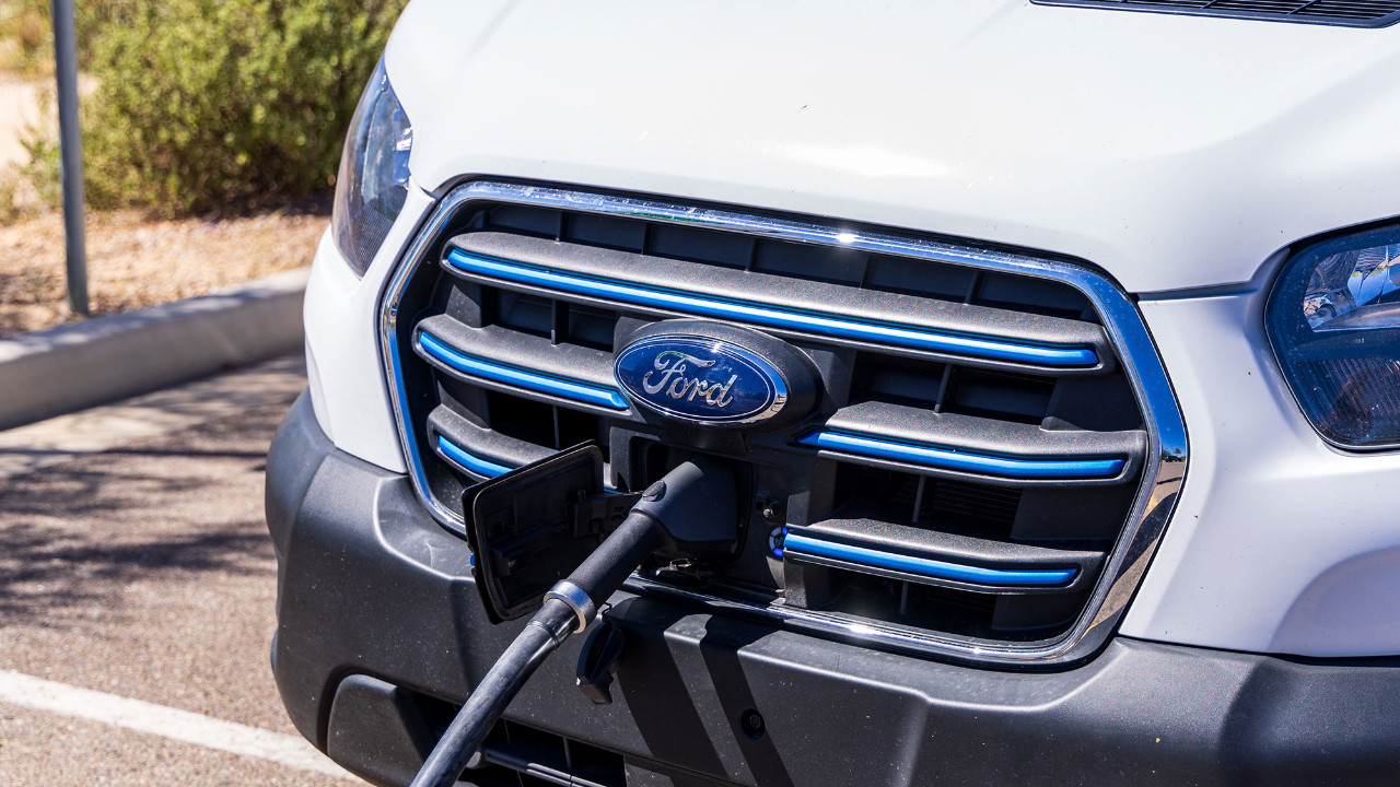 Ford'dan sürpriz pil hamlesi: Elektrikli araç planları rafa kalkınca rota değişti