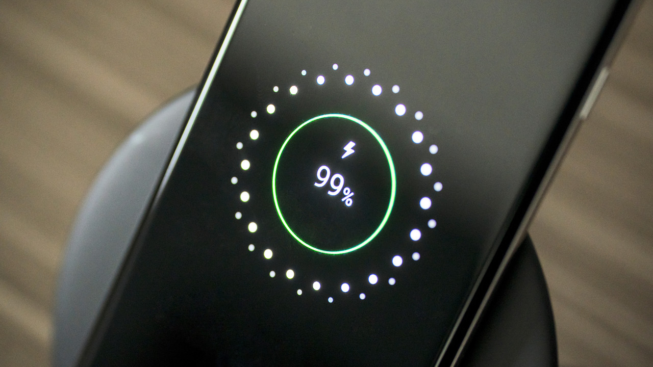 Samsung'dan her şeyi değiştirecek haber: 3 gün dayanan pil geliyor