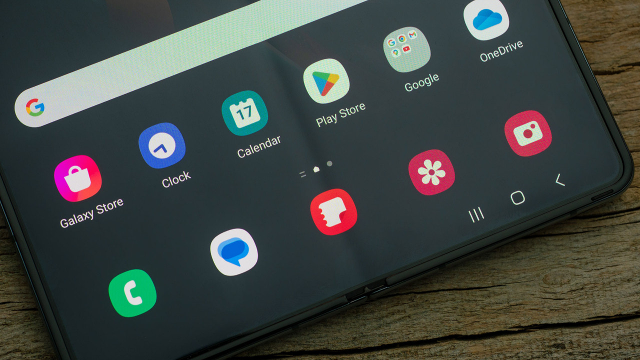 Katlama izine son: Samsung’un yeni katlanabilir ekranı ortaya çıktı