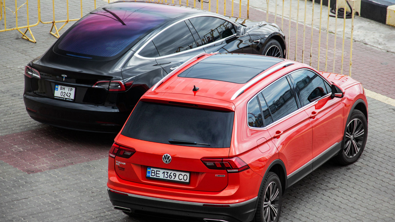 Nereden nereye: Volkswagen’in büyük dönüşü; Tesla’nın düşüşü