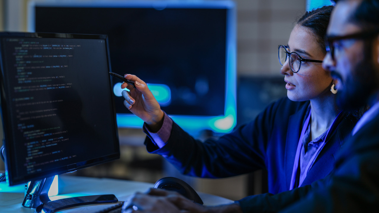 16 yapay zeka birleşti, 100 bin satır kod yazdı