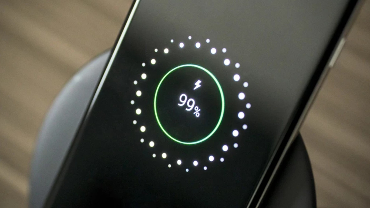 Samsung’un kararı Tri-Fold telefonların geleceğini sarsmış olabilir