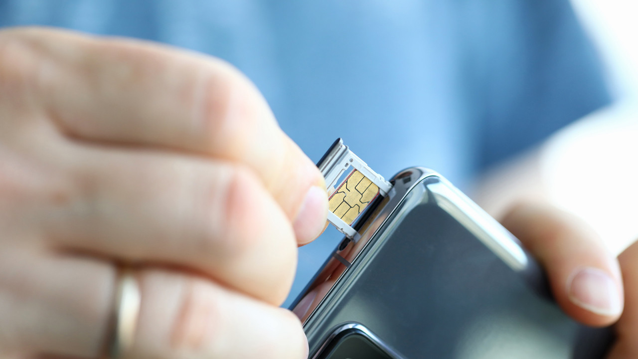 Banka hesaplarını boşaltan gizli tehlike: SIM takası nedir?