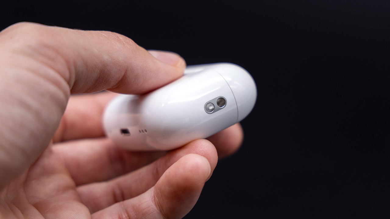 Kullanıcılarının %90'ı fark etmiyor: AirPods Pro 3'ün kutusundaki iki delik ne işe yarıyor?