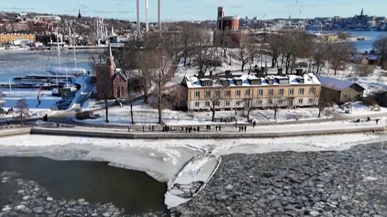 Sular çekildi, 400 yıllık batık savaş gemisi ortaya çıktı
