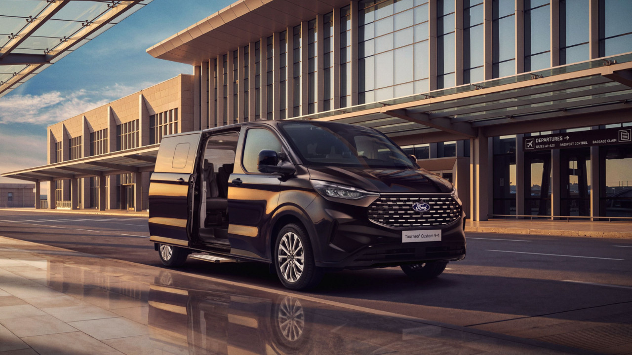 Ford Tourneo Custom 9+1 Türkiye’de: 170 PS dizel motorla geliyor