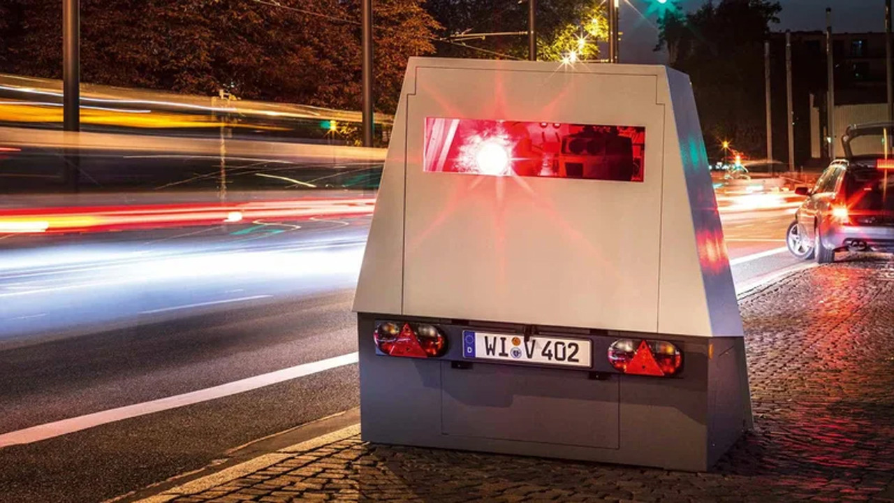 Radarlarda yeni dönem: Cybertruck'a benziyor, zırhlı ve insansız...