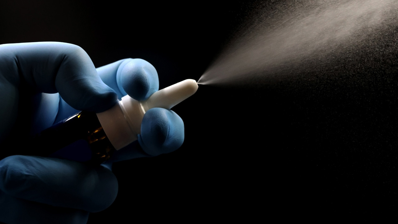 Beyin yaşlanmasını durduran burun spreyi: Sadece 2 doz yetti