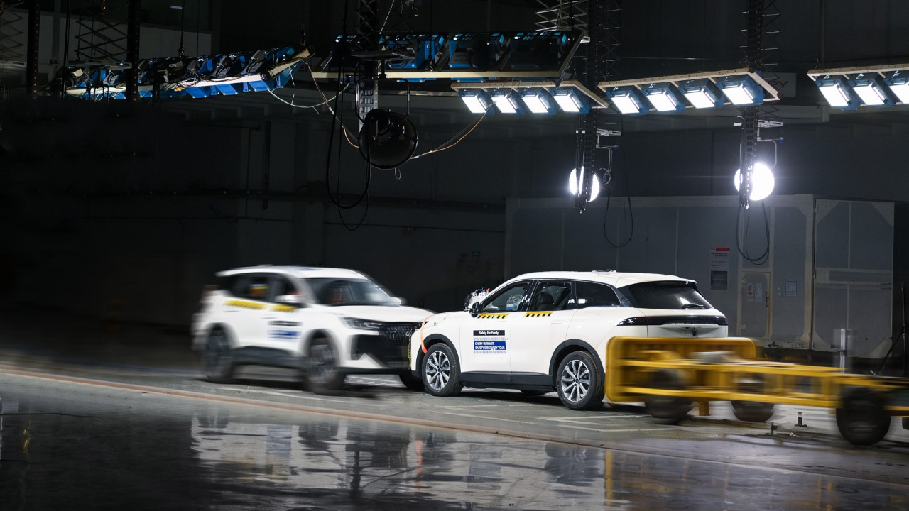 Zincirleme kaza testi: Chery tek darbeyle yetinmedi