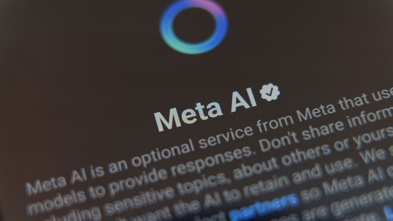 Meta yapay zekayı eğitmek için çalışanlarının her hareketini izleyecek