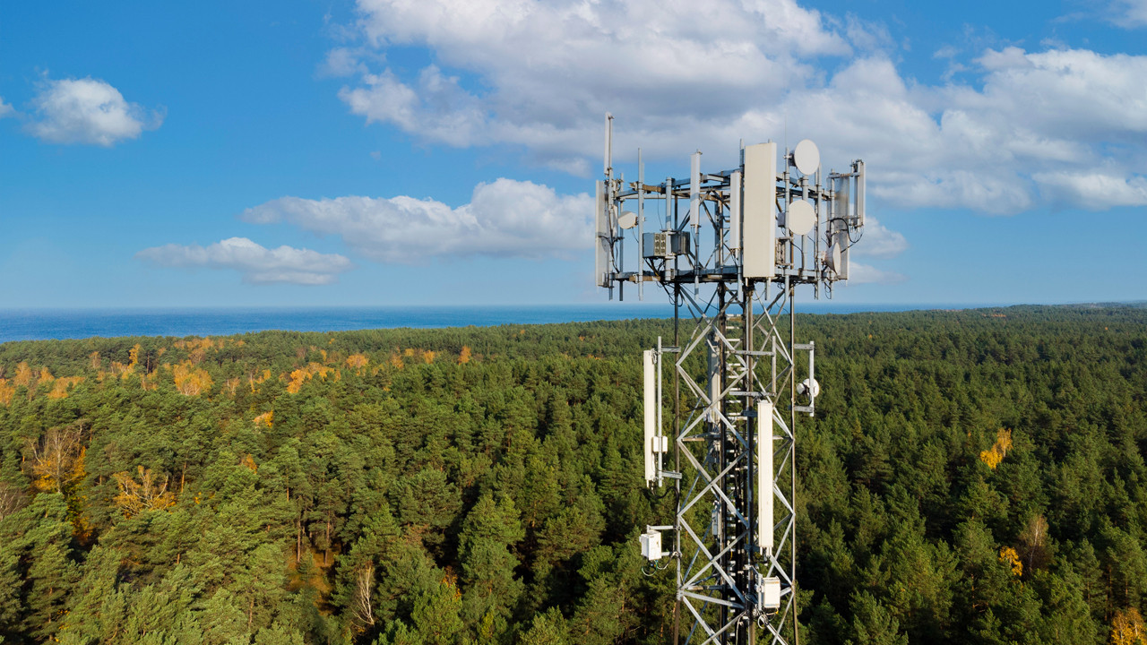 5G avcılarına polis darbesi: Milyonluk kuleleri yakmanın bedeli ağır oldu