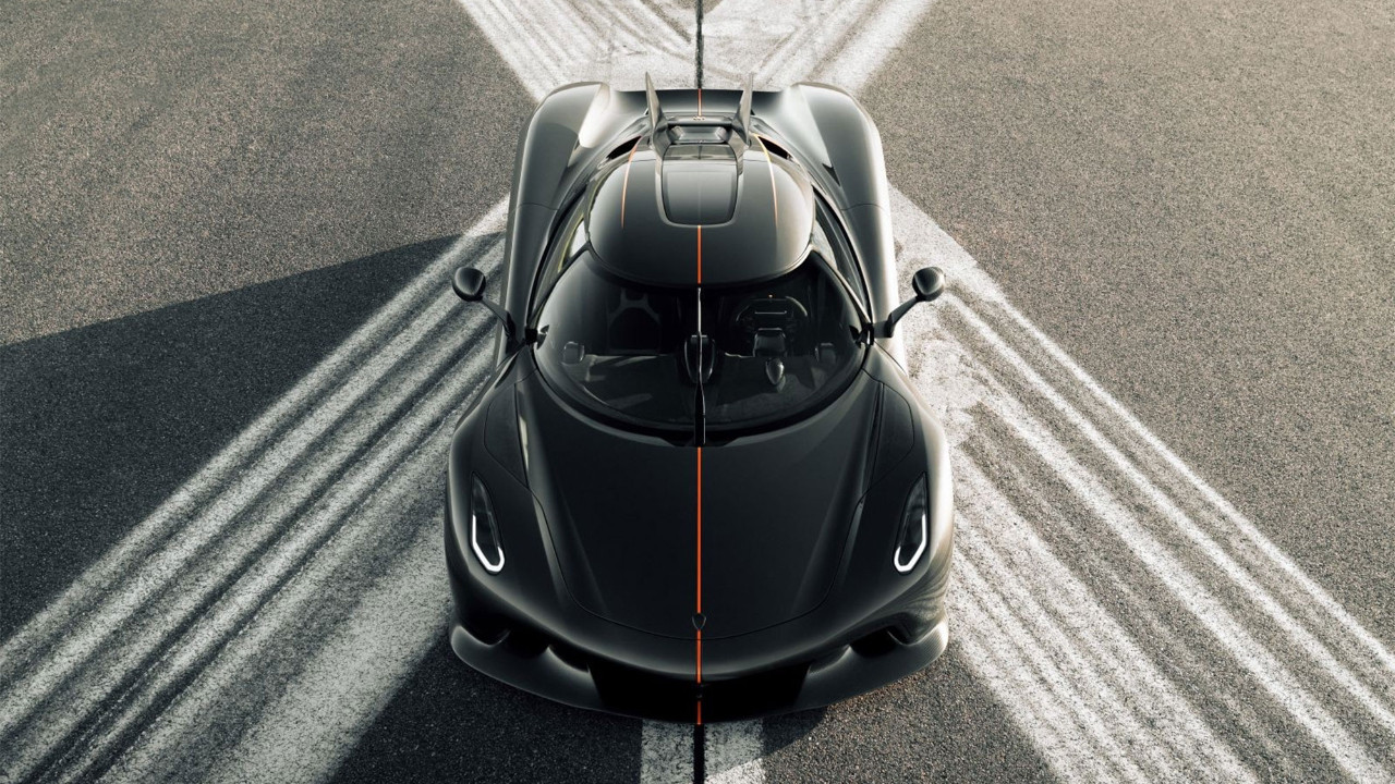 Koenigsegg Jesko Absolut: Fabrikadan çıktığı gibi geldi, pistte rekor kırdı