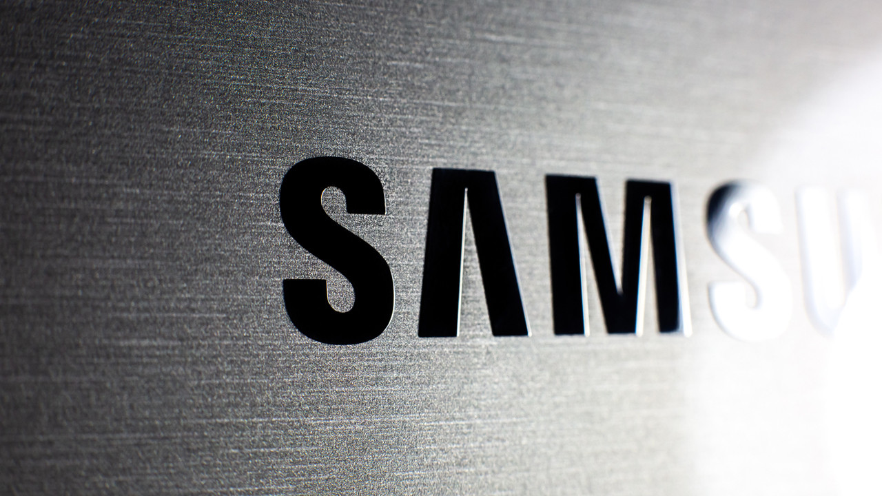 Samsung ve Dua Lipa arasındaki "televizyon kutusu davası" büyüyor
